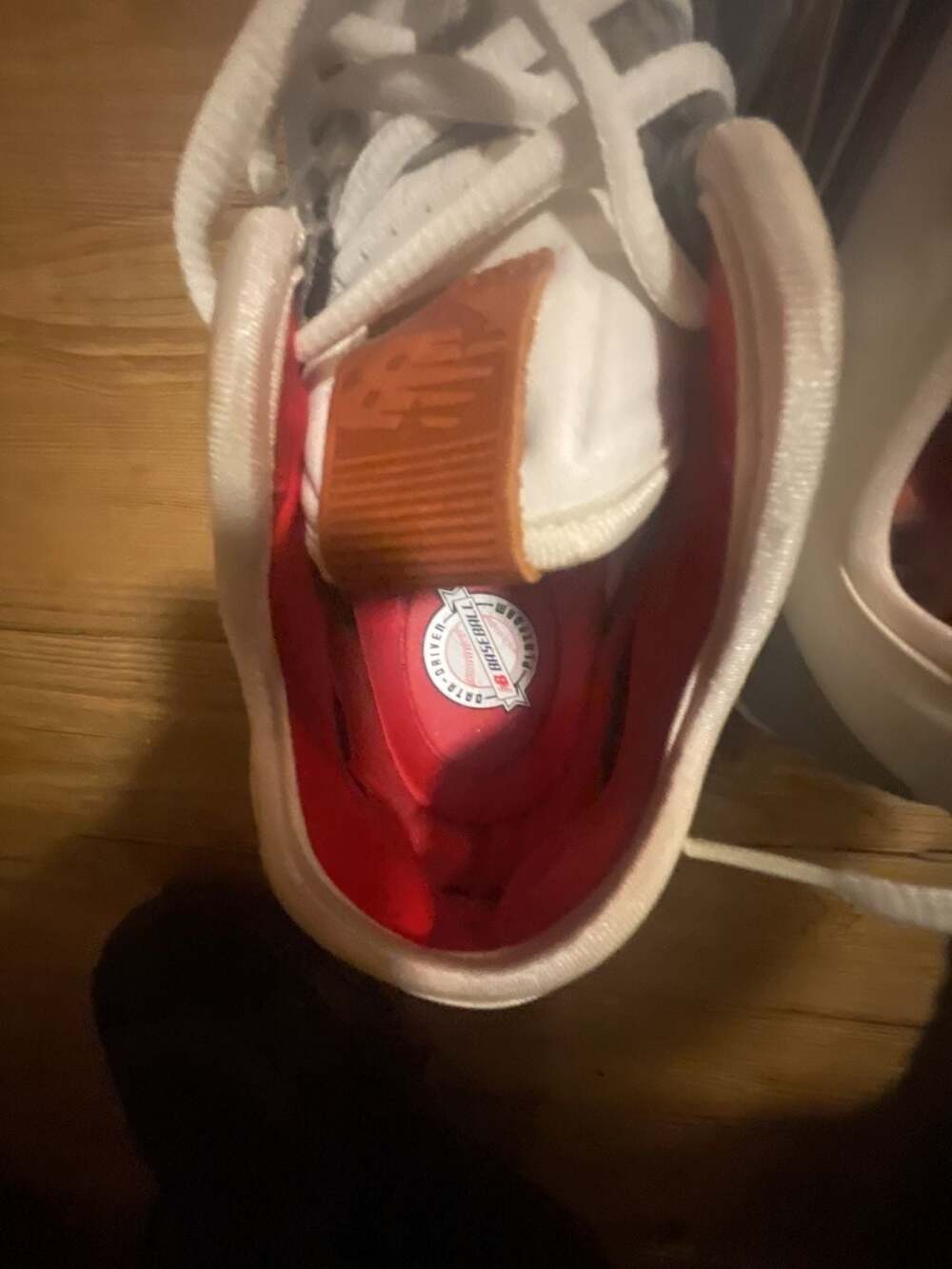 New Balance - Picture 2 of 4